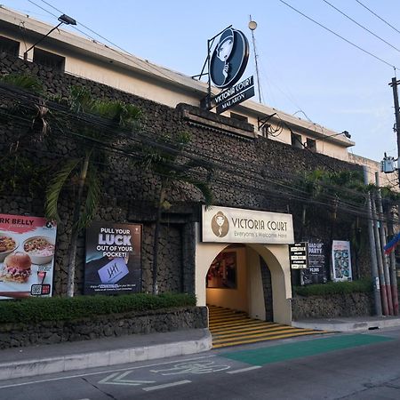 Hotel Victoria Court Malabon à Valenzuela Extérieur photo
