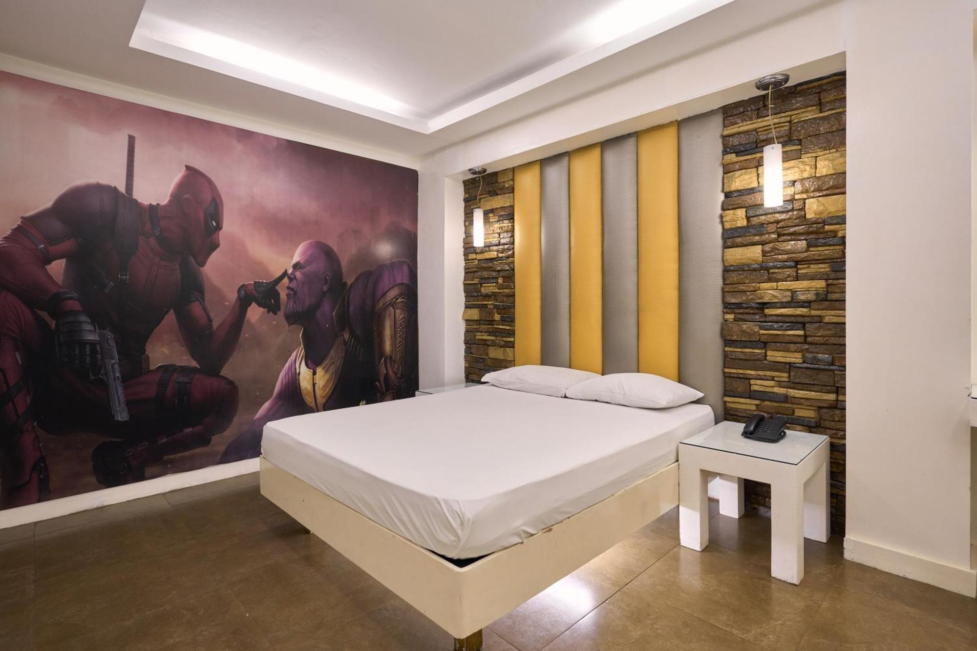 Hotel Victoria Court Malabon à Valenzuela Extérieur photo